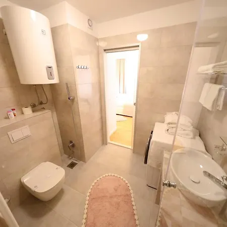 Rosita Deluxe Ζαντάρ