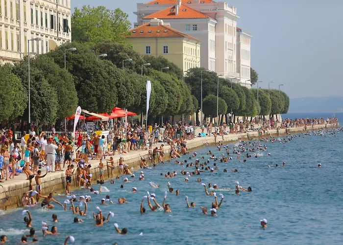 Guest house Rosita Deluxe 4*